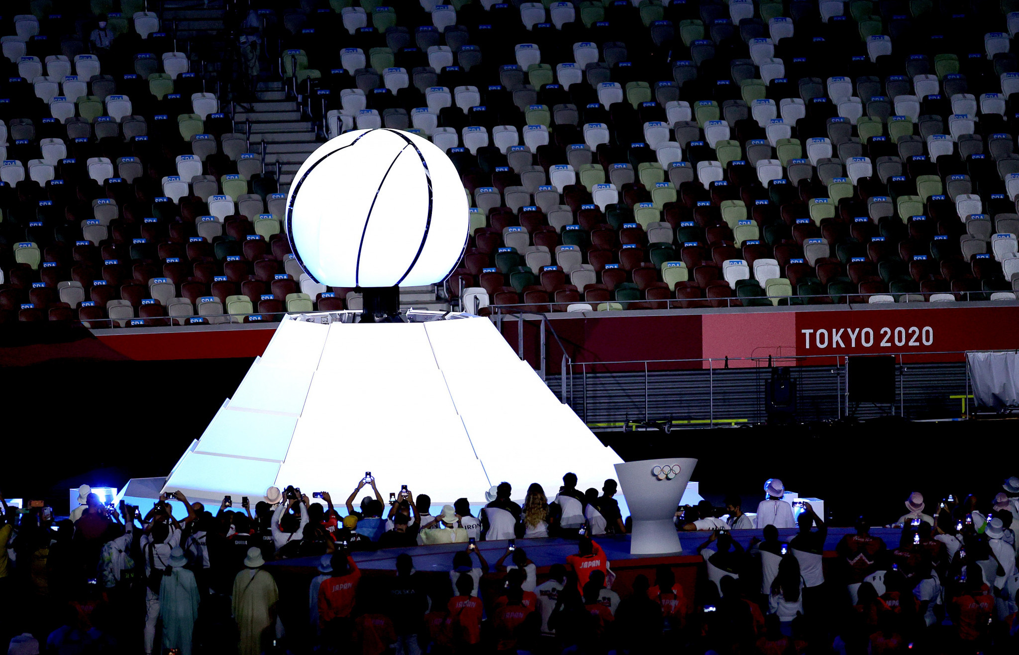 The Olympic Flame was extinguished to mark the end of the Tokyo 2020 Olympics ©Getty Images